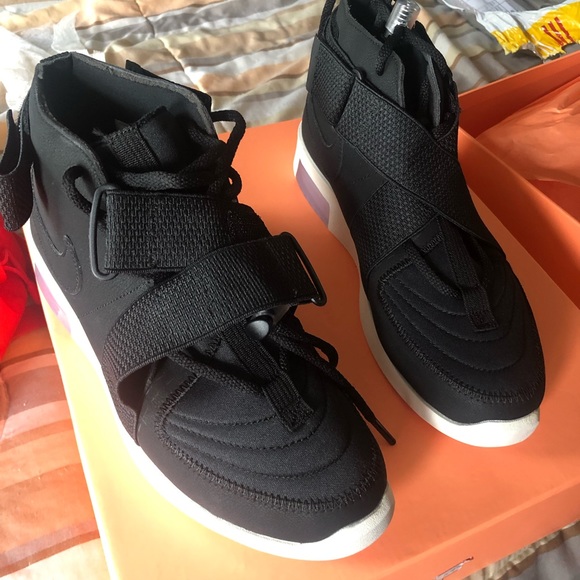 nike fear of god raid sizing